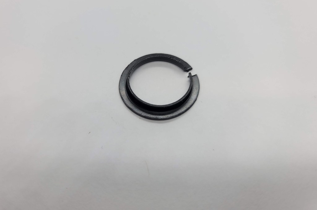 Piston Wrist Pin Lock
