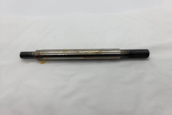 Clutch Hub Studs (long)