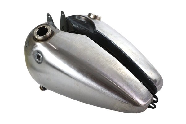 Gas and Oil Tank Set (1941-46)