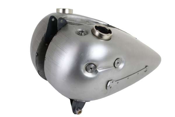 Gas and Oil Tank Set w/ Emblem Mount (1947-50)